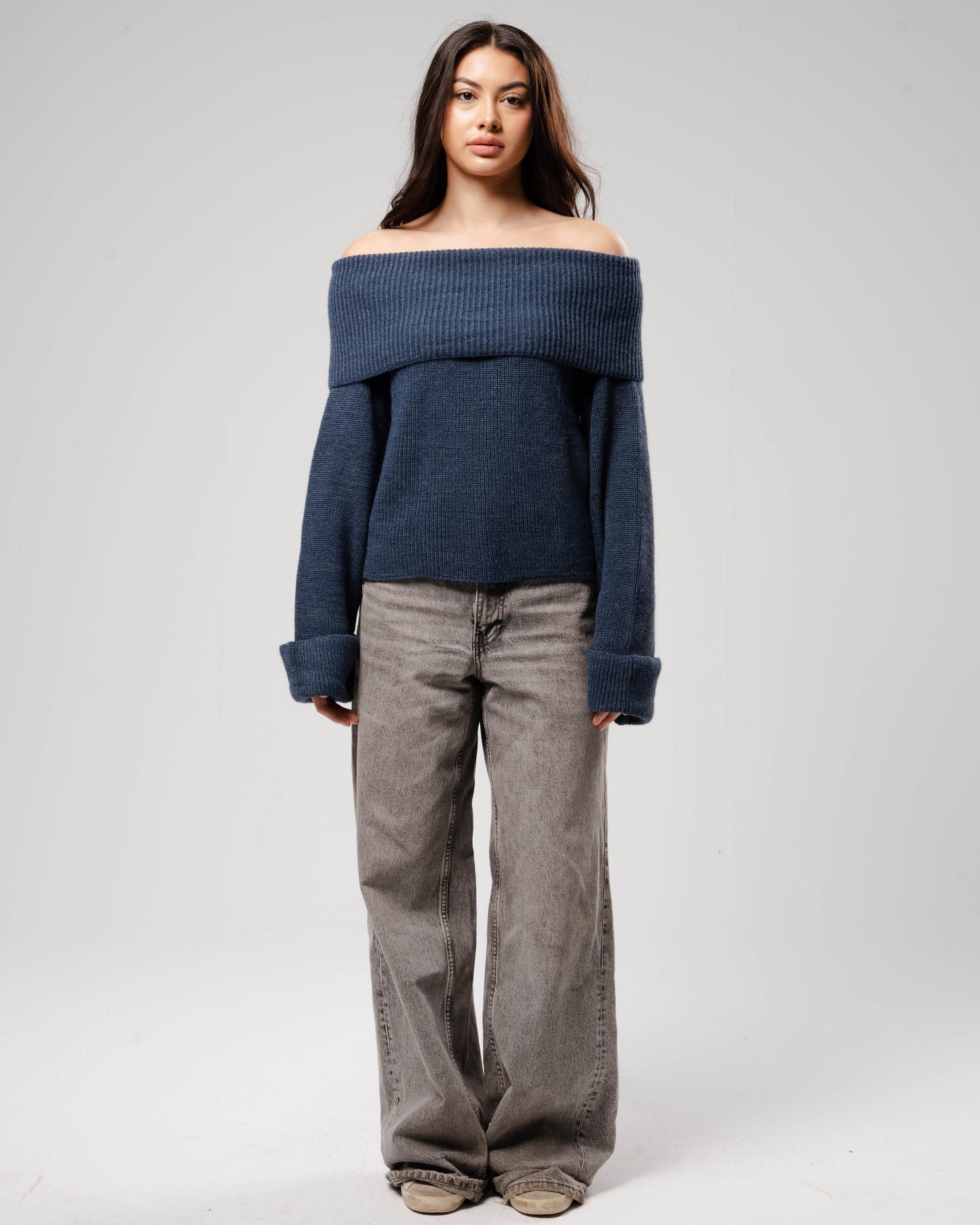 'Nuages' Off-Shoulder Top in Navy