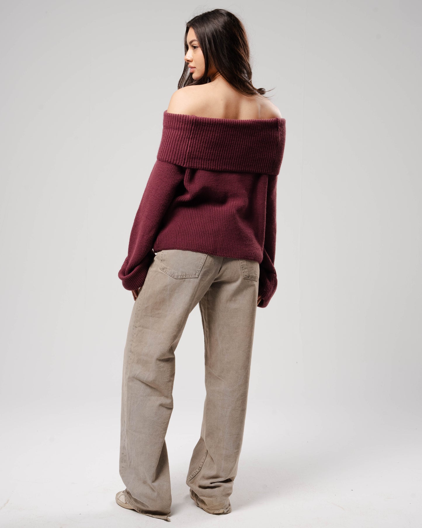'Nuages' Off-Shoulder Top in Burgundy