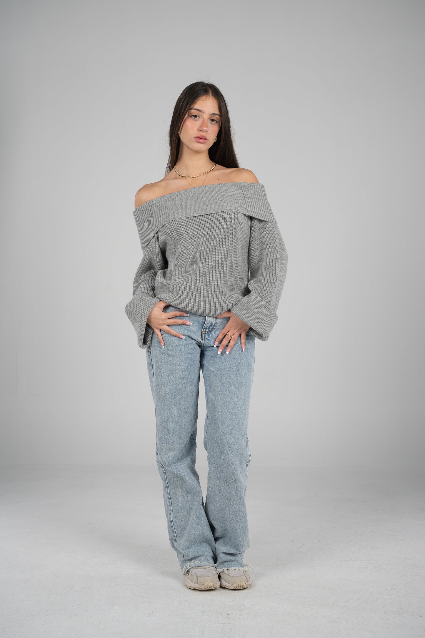 'Nuages' Off-Shoulder Top in Dark Gray