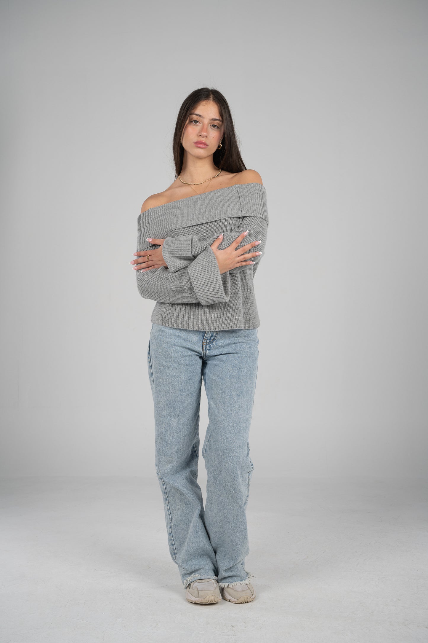 'Nuages' Off-Shoulder Top in Dark Gray