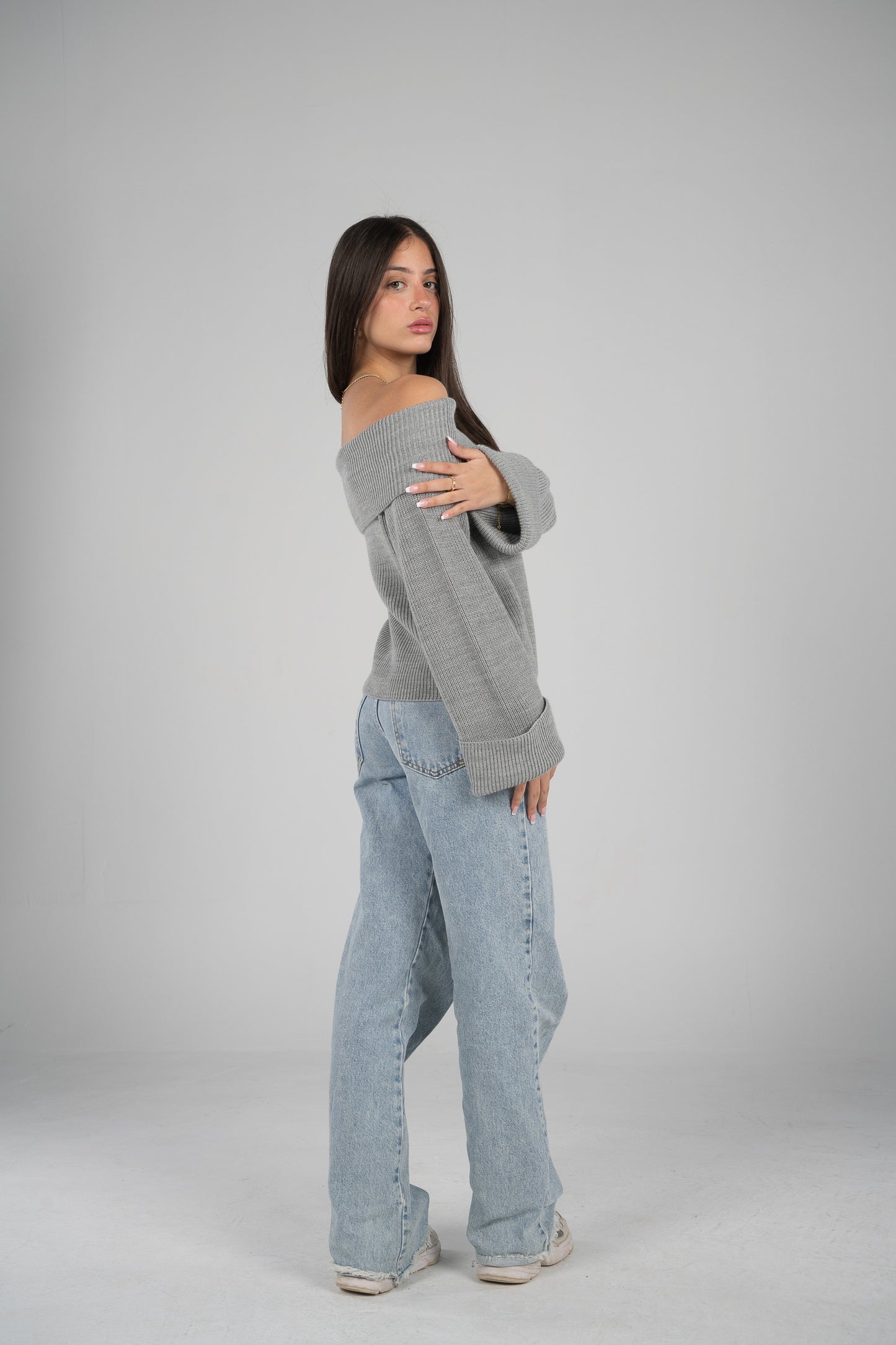 'Nuages' Off-Shoulder Top in Dark Gray