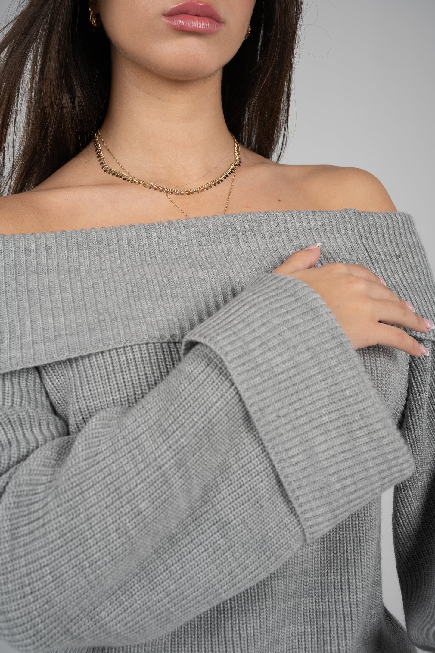 'Nuages' Off-Shoulder Top in Dark Gray