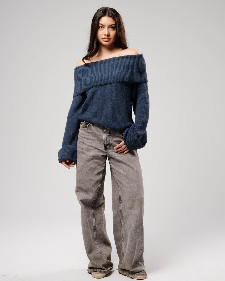 'Nuages' Off-Shoulder Top in Navy